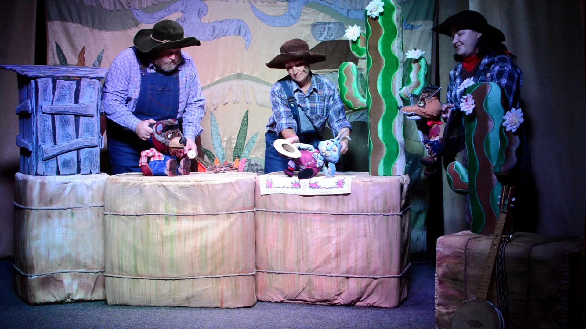 В Туве впервые выступит Горловский театр кукол ДНР