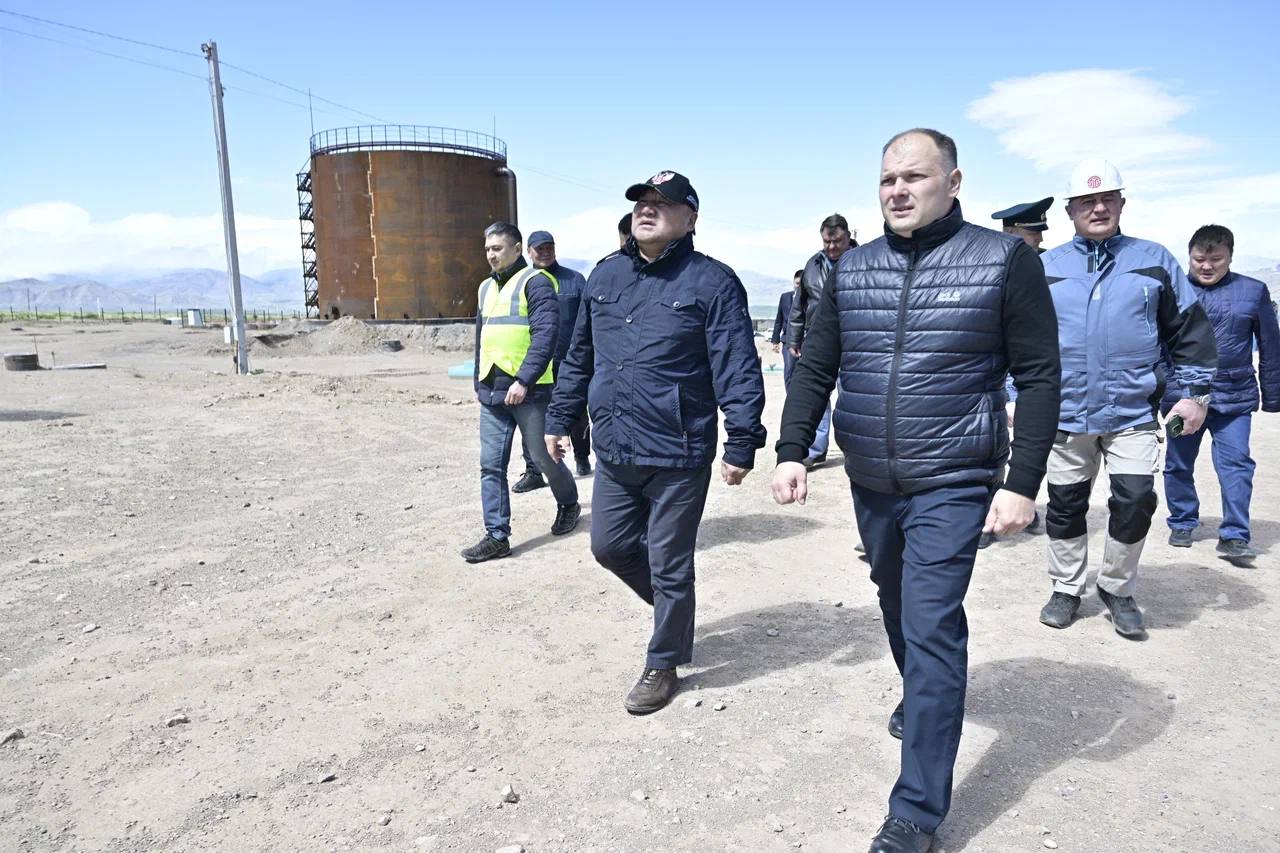 Глава Тувы обсудил ход модернизации автомобильного пункта пропуска «Хандагайты» Глава Тувы обсудил ход модернизации автомобильного пункта пропуска «Хандагайты»