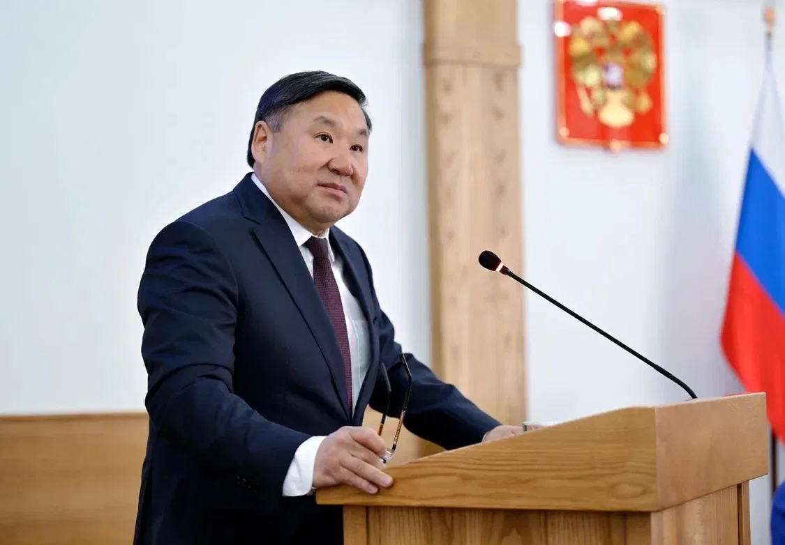 Владислав Ховалыг выступит с отчетом о работе Правительства Тувы