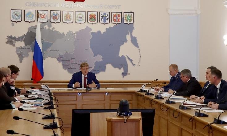 Анатолий Серышев провёл совещание по вопросам подготовки регионов Сибири к осенне-зимнему периоду 2025 – 2026 годов