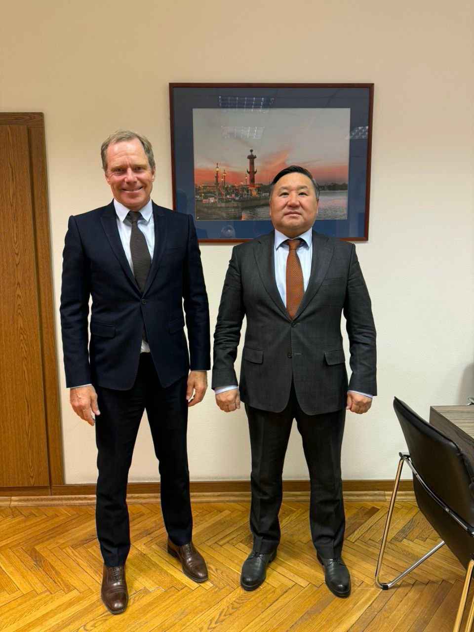 В ходе рабочей командировки в Москву встретился с Председателем комитета Совета Федерации по экономической политике Андреем Викторовичем Кутеповым