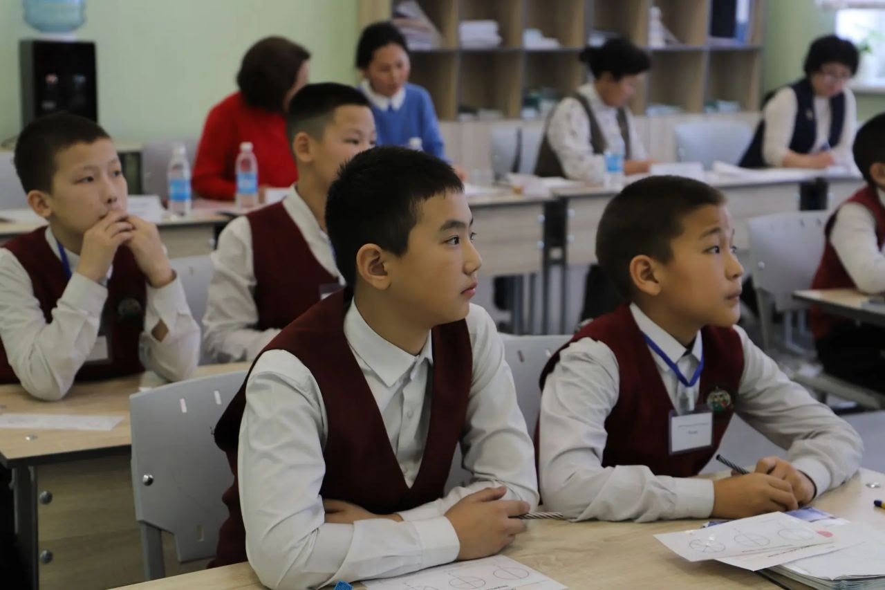 В Туве проходит отборочный этап конкурса «Учитель года - 2026»