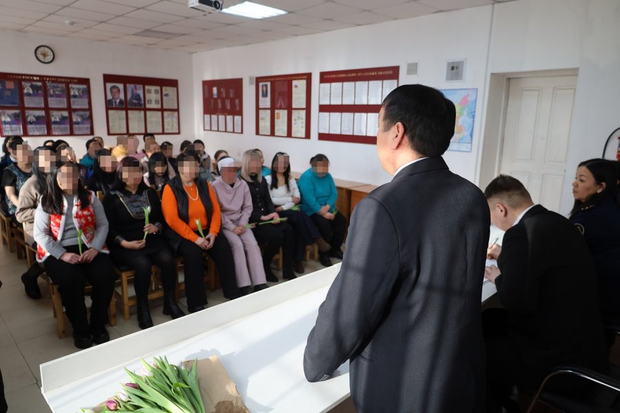 Мэрия города Кызыла поздравила осужденных женщин с Международным женским днем