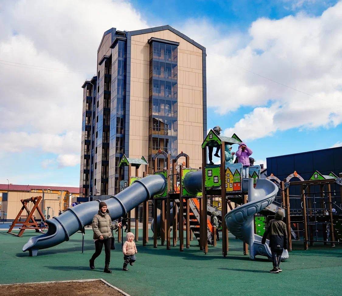 Сегодня в Кызыле ввели в эксплуатацию новый жилой комплекс «Солнечный»