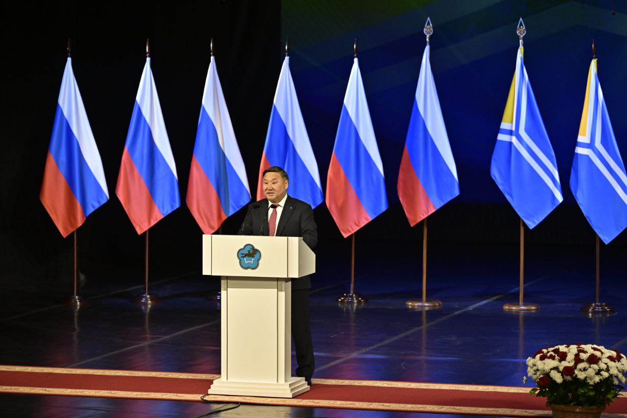 Глава Тувы начал выступать с ежегодным посланием Верховному Хуралу