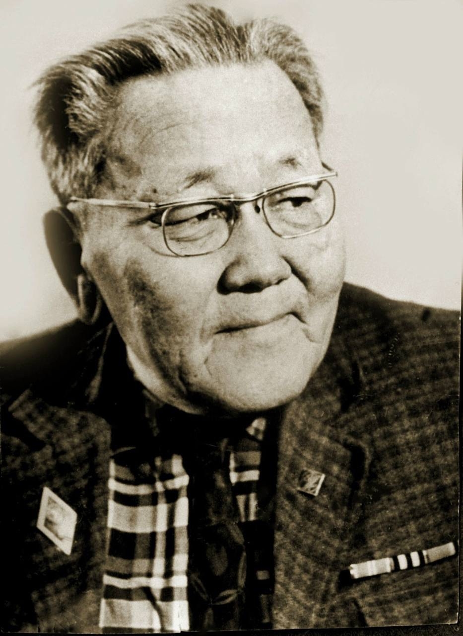 Сегодня 120 лет со дня рождения славного сына Тувы, выдающегося деятеля искусств, заслуженного артиста РСФСР — Виктора Шогжаповича Кок-оола