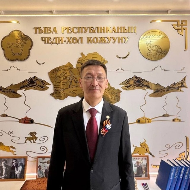 Хүндүлүг Мерген Владимирович