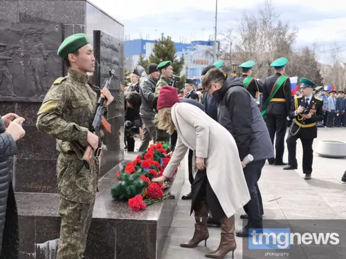 Кызыл принял «Эстафету Победы» Кызыл принял «Эстафету Победы»