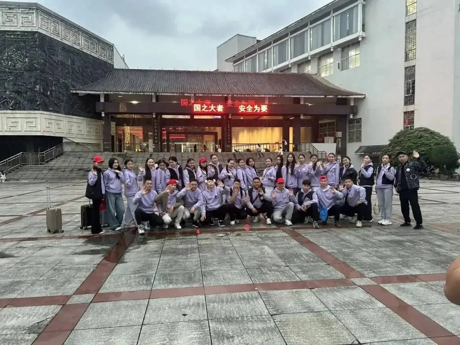 Театр моды и костюма «Он-кум» из Тувы стал обладателем Гран-При Международного конкурса-фестиваля «Золотой Путь» (Китай)