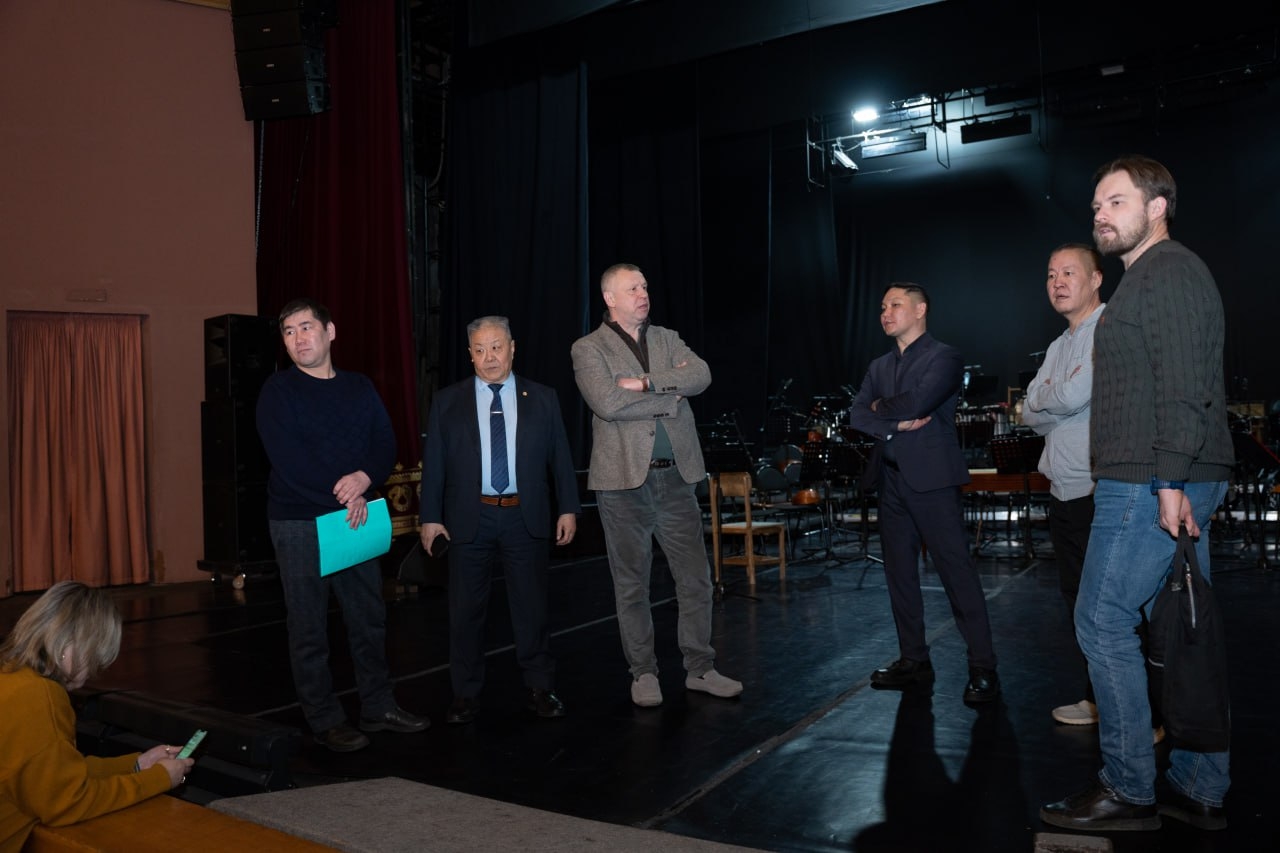 В рамках IV Международного буддийского форума в Туве планируются гастроли театра Никиты Михалкова «Мастерская 12»