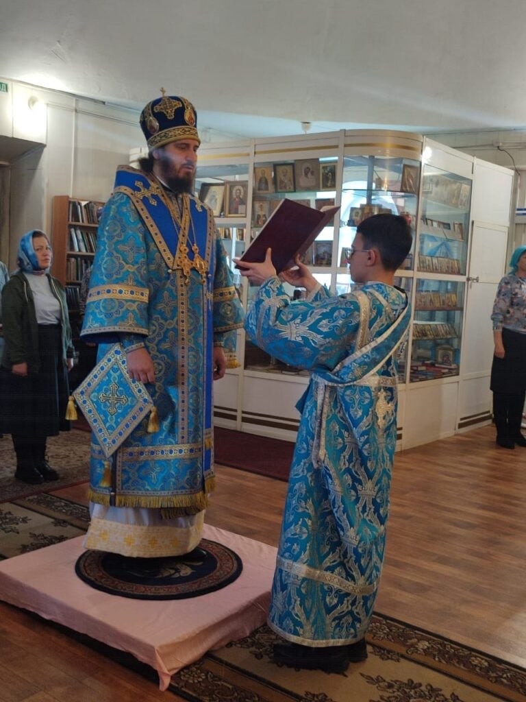 Праздничные торжества в Сарыг-Сепе в честь Казанской иконы Божией Матери