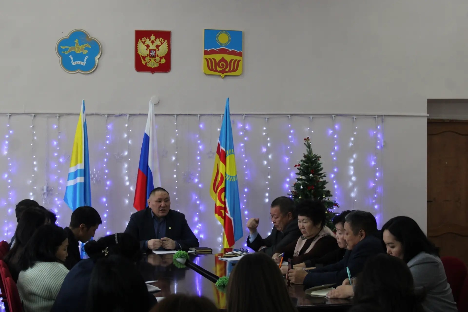 Чаа 2026 чылдың баштайгы аппарат хуралын бо хүн эрттирдивис
