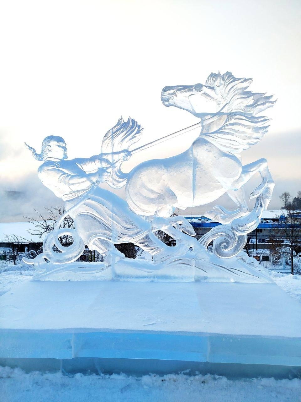Команда из Тувы получила приз зрительских симпатий на фестивале ледовых скульптур в Красноярске
