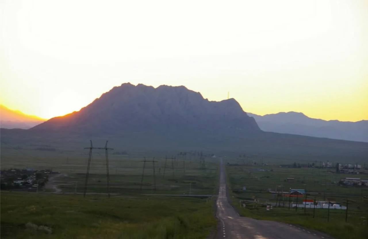 В Шагонаре произошел трагический случай — погибла девушка-подросток. Выехал в Улуг-Хемский район вместе с межведомственной рабочей группой, чтобы встретиться с представителями местных субъектов профилактики. В Шагонаре произошел трагический случай — погибла девушка-подросток. Выехал в Улуг-Хемский район вместе с межведомственной рабочей группой, чтобы встретиться с представителями местных субъектов профилактики.