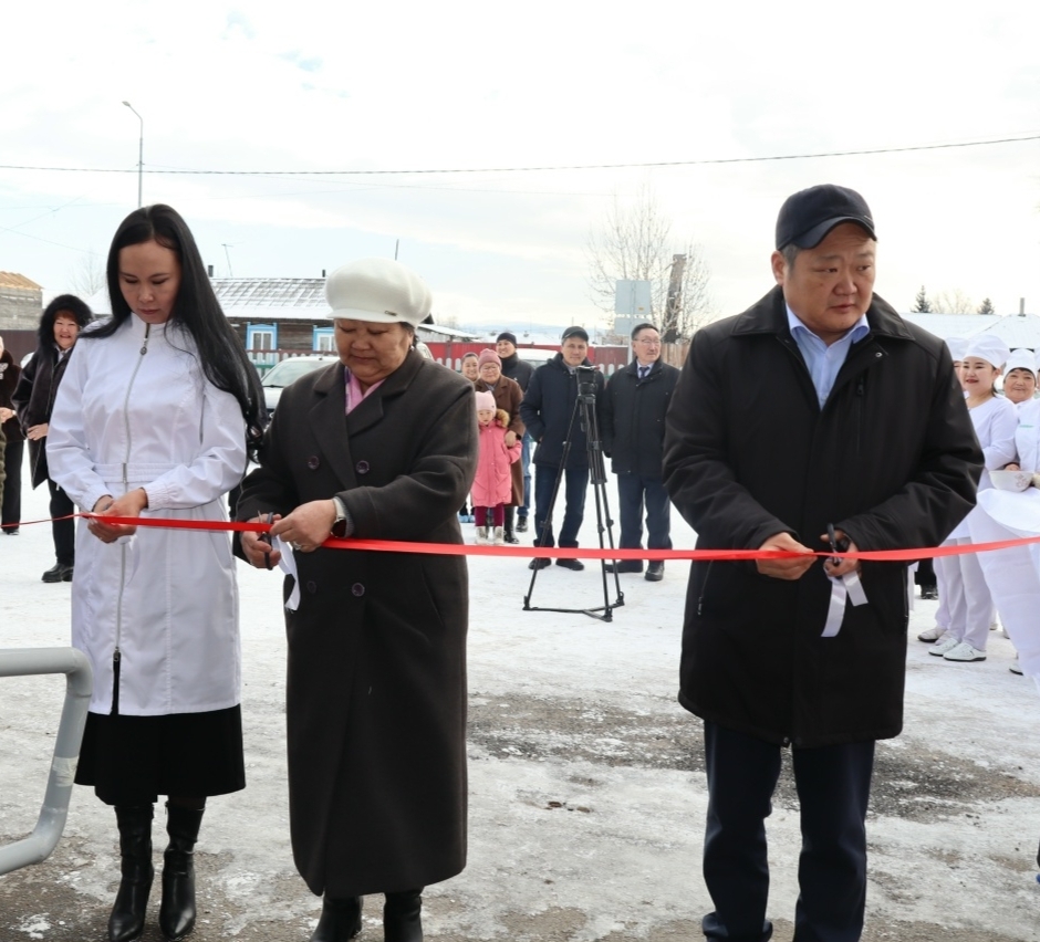 Чөөн-Хемчиктиң кожууннар аразының медицина төвүнде чаа салбыр ажыттынган