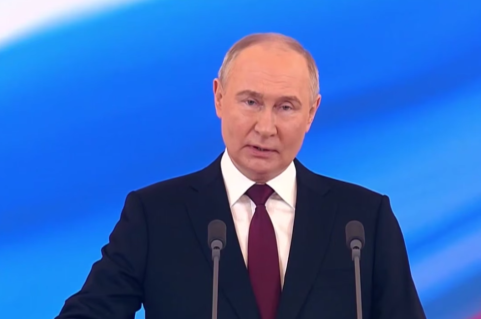 Глава Тувы поздравил Президента России Владимира Путина с днем рождения