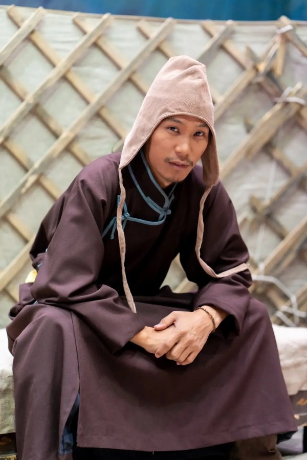 Артист из Тувы Самбажык Сандак вошёл в топ‑10 Всероссийской языковой арт‑резиденции