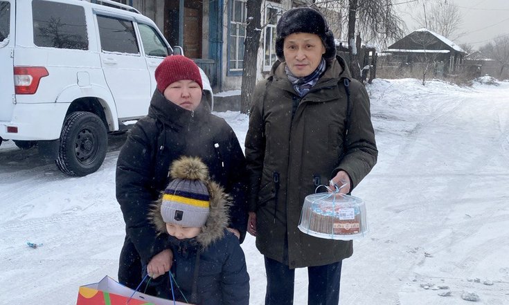 Подарки от Анатолия Серышева получили ещё пятеро участников акции «Ёлка желаний»