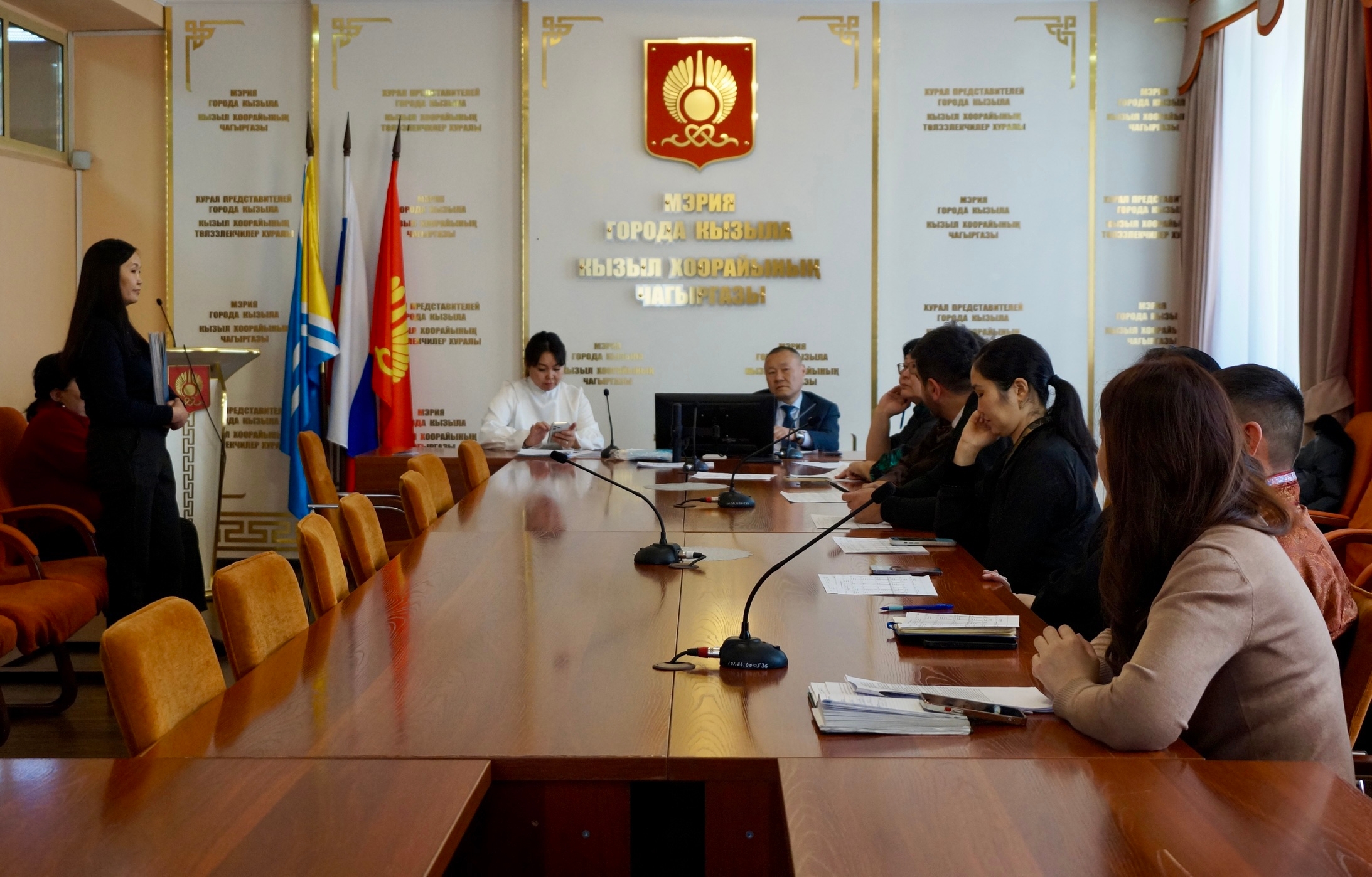 Под председательством заместителя Председателя Хурала представителей города Кызыла Аяса Лопсана состоялось заседание Комиссии по проведению и подготовке публичных слушаний по вопросам градостроительной деятельности городского округа город Кызыл