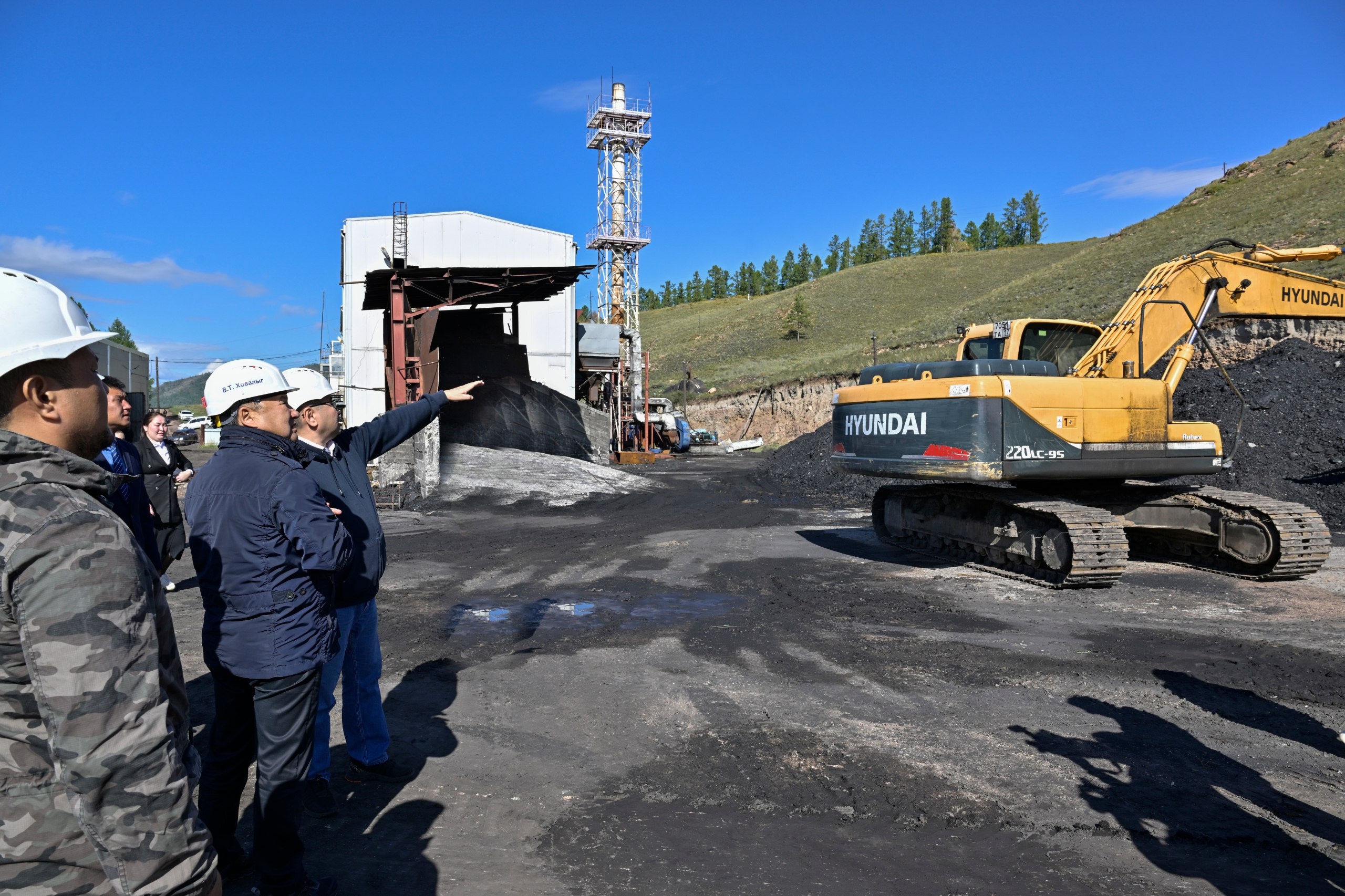 В рамках подготовки к отопительному сезону проверил Хову-Аксынский участок ТЭК-4. В рамках подготовки к отопительному сезону проверил Хову-Аксынский участок ТЭК-4.