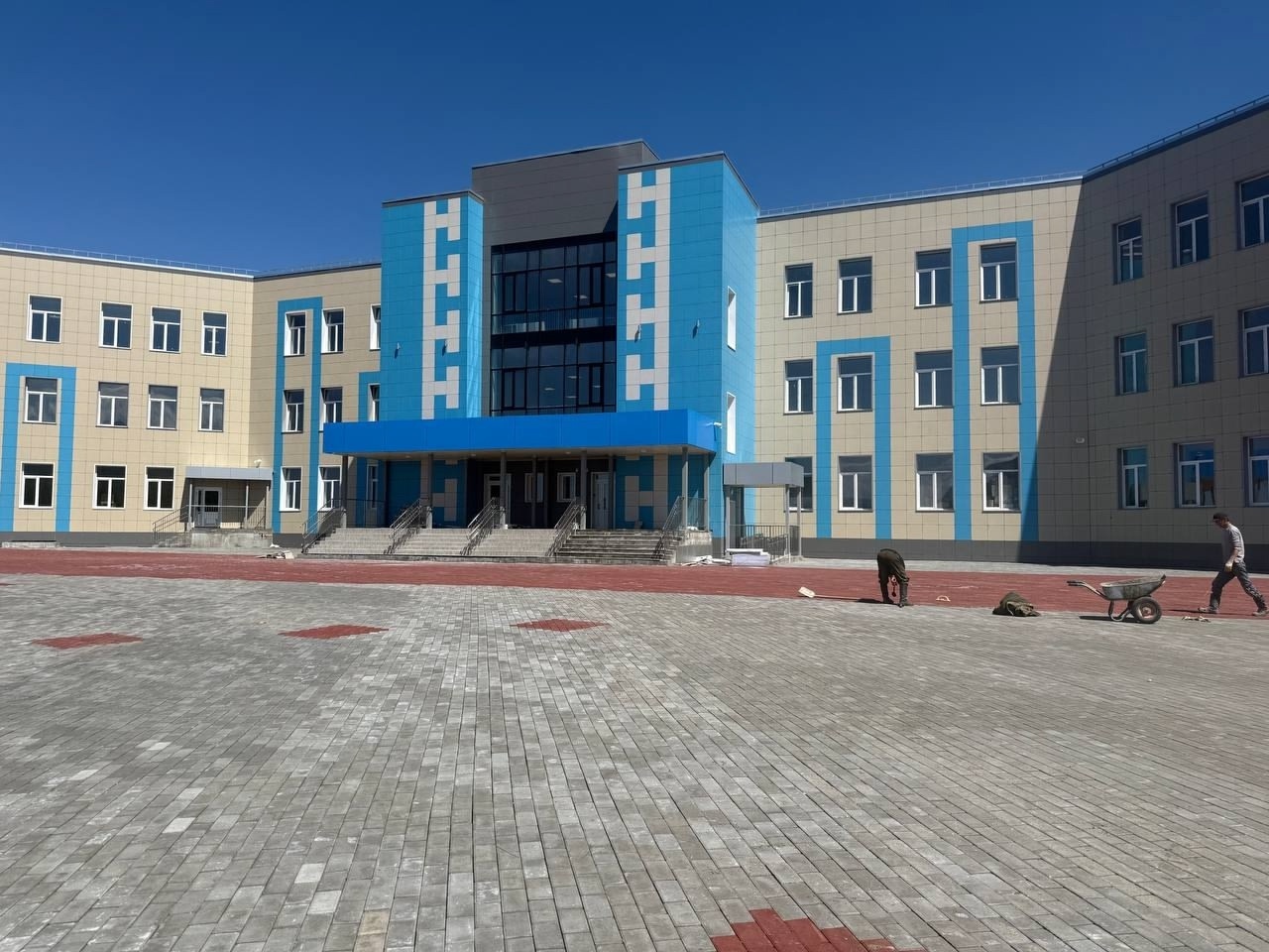 Новая школа на 825 мест откроется в селе Бай-Хаак Новая школа на 825 мест откроется в селе Бай-Хаак