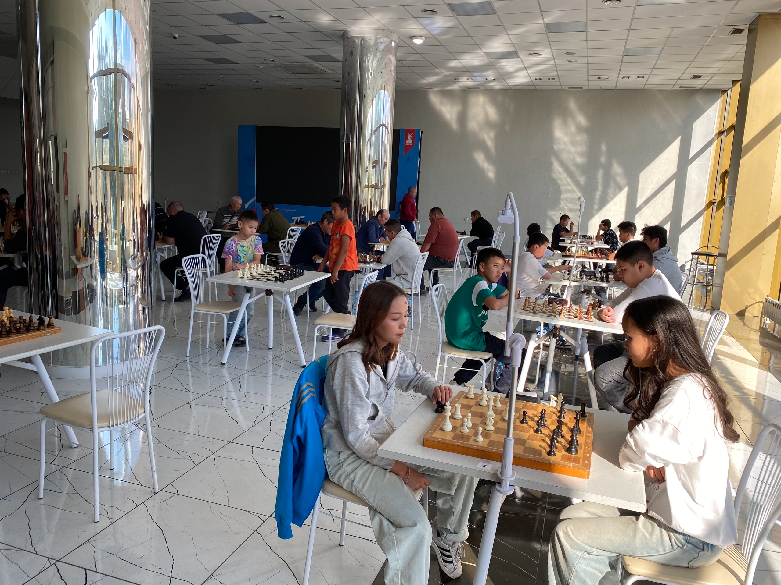 Шахматисты Тувы отметили юбилей легендарного земляка Шахматисты Тувы отметили юбилей легендарного земляка