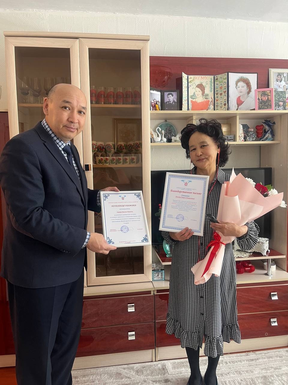 Героиня в белом халате-Руслана Ооржак