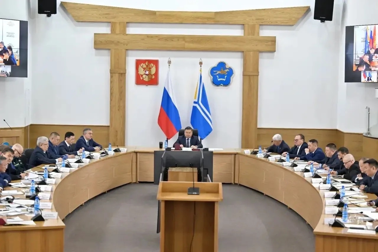 Рабочую неделю начали с аппаратного совещания