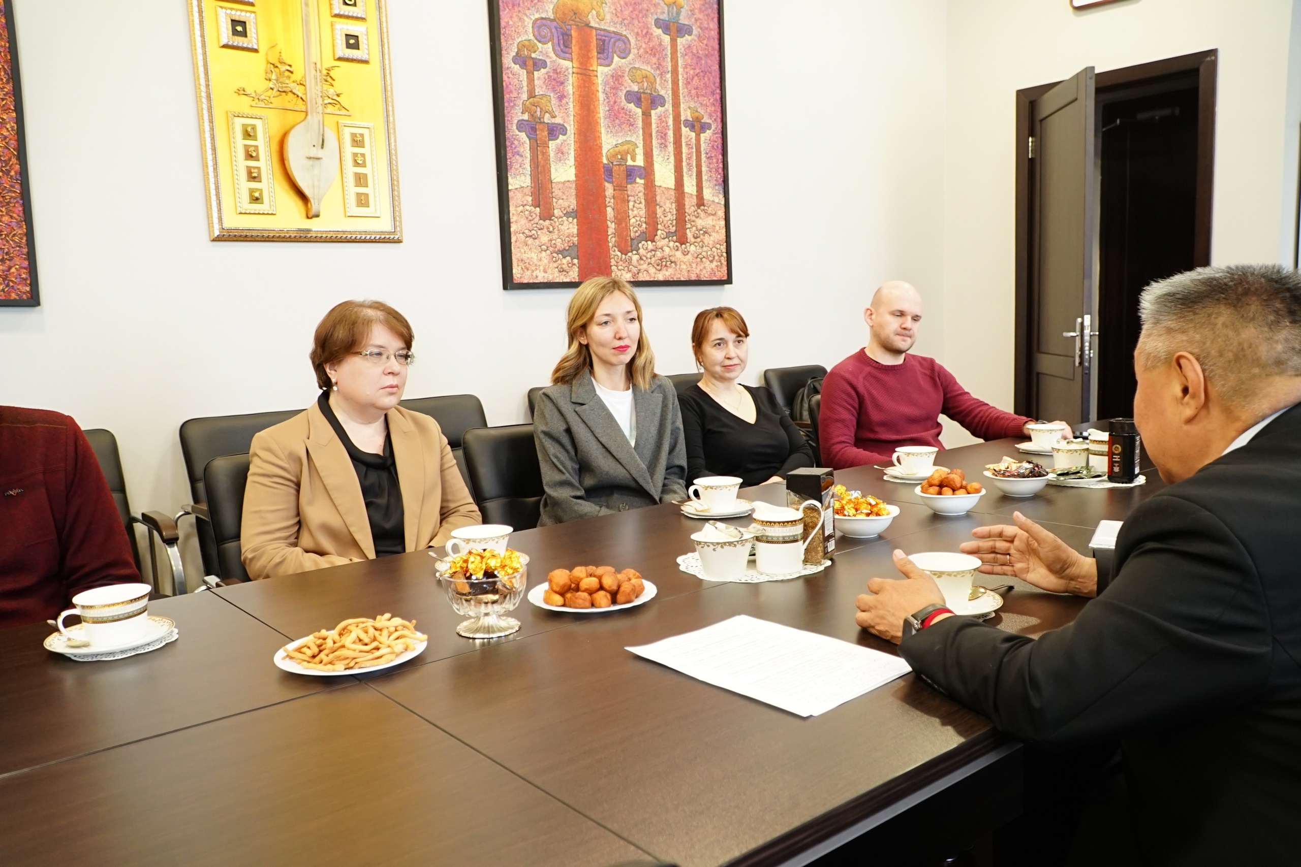 В Туву прибыли преподаватели из Новосибирской государственной консерватории В Туву прибыли преподаватели из Новосибирской государственной консерватории