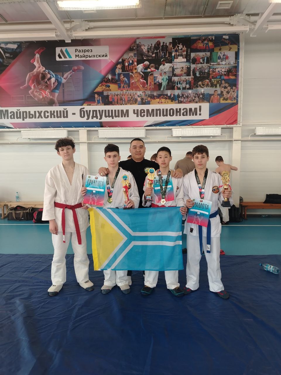 Спортсмены из Тувы завоевали три золота на открытом первенстве Хакасии по армейскому рукопашному бою