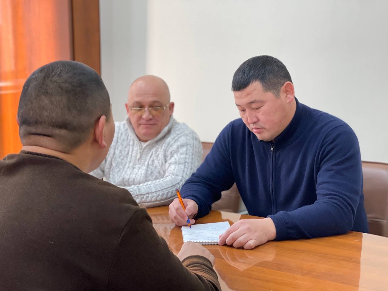 Состоялся очередной прием граждан в рамках работы Комиссии по поддержке участников СВО и их семей Хурала представителей города Кызыла