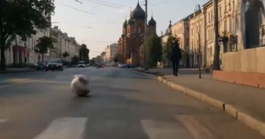 Видеовизуальный контент по безопасности дорожного движения в социальных сетях и интернет-изданиях "Пешеходный переход (нейросеть)"