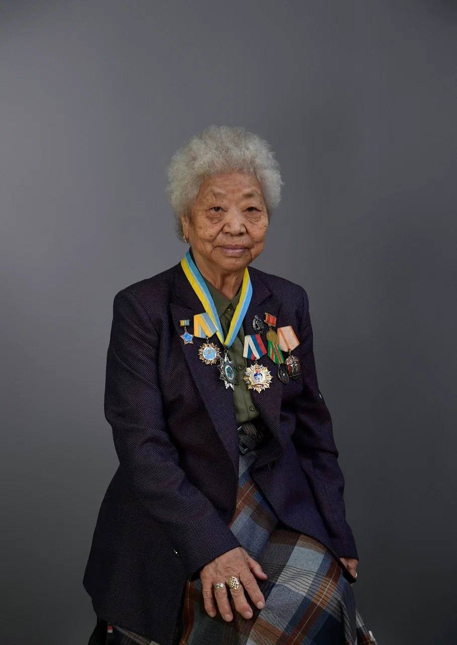 Сегодня мы чествуем человека, чей трудовой путь является ярким примером беззаветного служения родной земле - день рождения отмечает кавалер Ордена Республики Тыва, заслуженный работник сельского хозяйства России Ошку-Саар Аракчааевна Ооржак