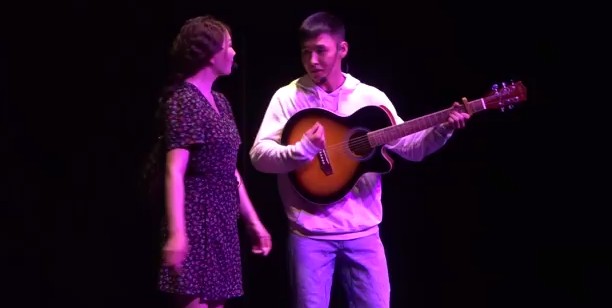 Друзья, предлагаем вашему вниманию чудесный спектакль «Оттуг октун ээзи» Друзья, предлагаем вашему вниманию чудесный спектакль «Оттуг октун ээзи»