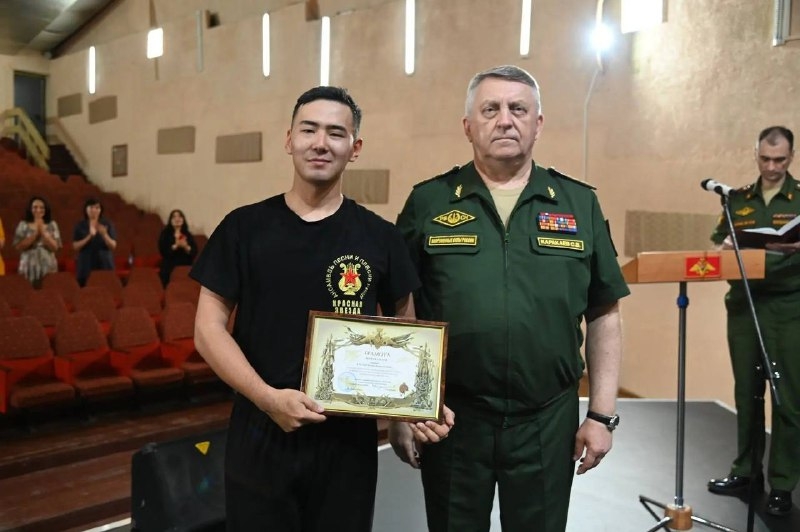 Роланд Куулар: от Тувы до мировой сцены и обратно в "Красную звезду"