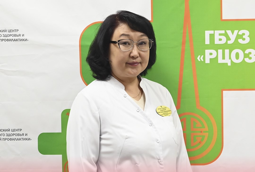 Молчание — не выход: гинеколог из Тувы призвала родителей говорить с подростками о профилактике ранней беременности