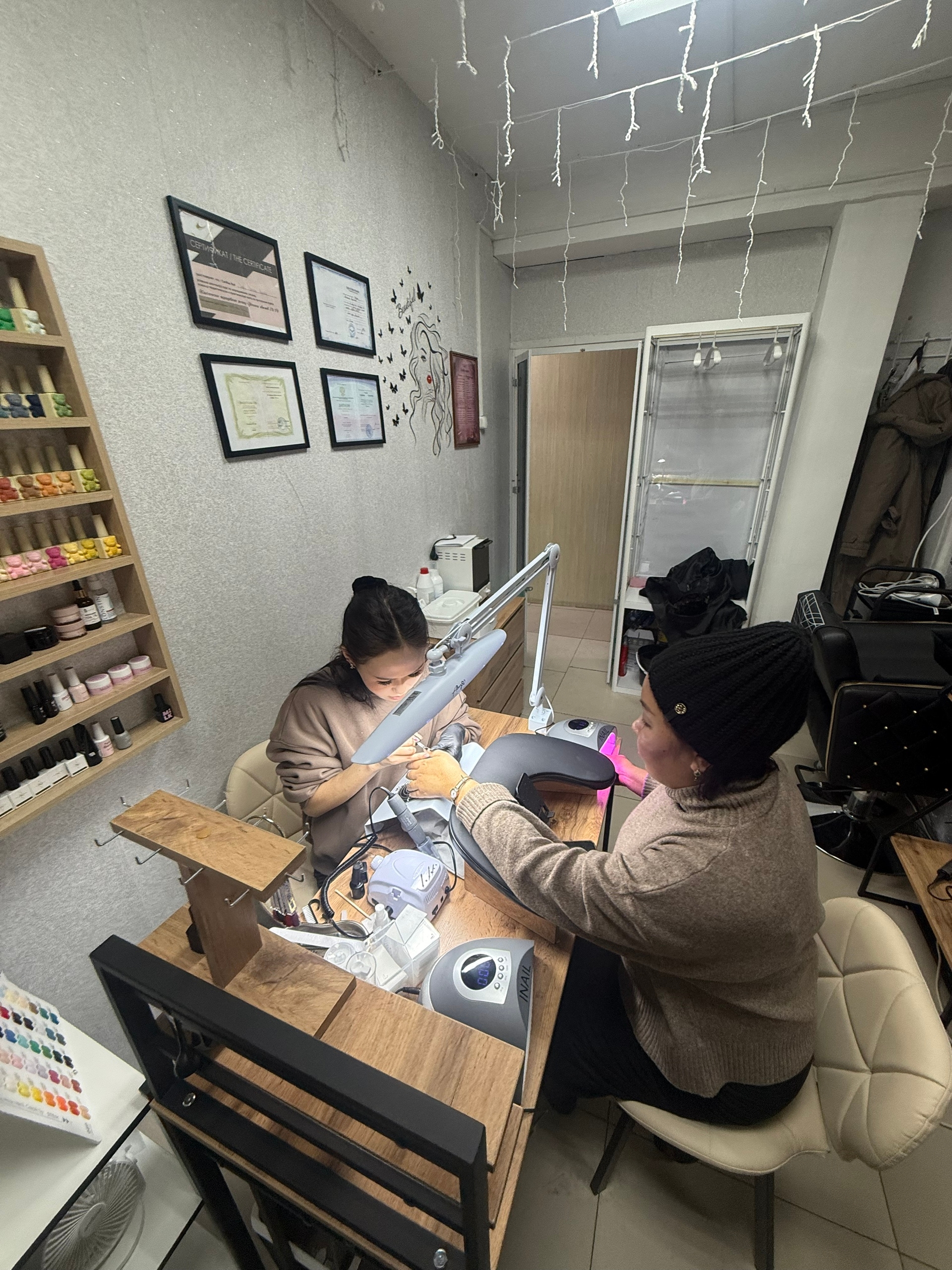 Жительница Чаа-Холя открыла студию красоты благодаря соцконтракту