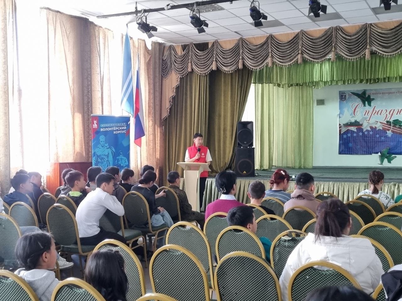 В Туве молодежь обсудила будущее республики на форуме в кадетском корпусе