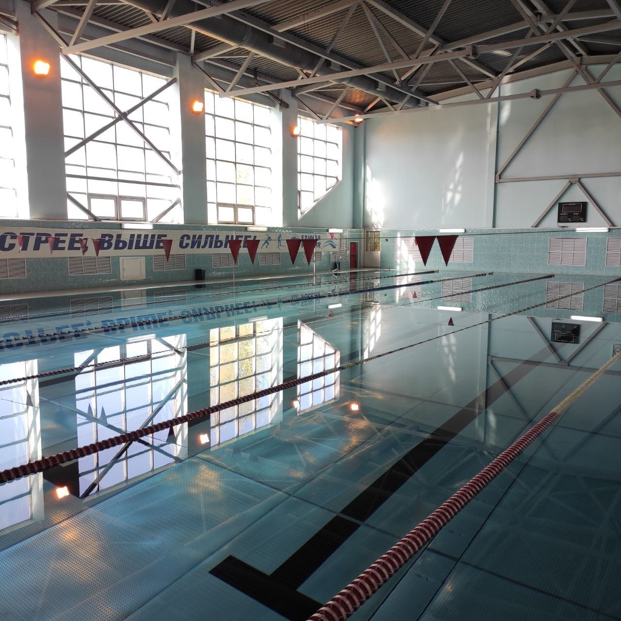 В Тувинском госуниверситете открыли бассейн после реконструкции