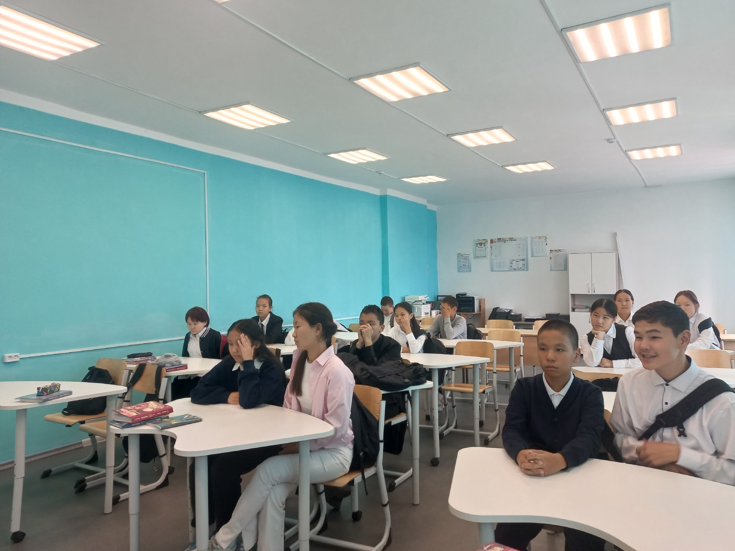 С нового 2025-26 учебного года все среднеобразовательные школы города С нового 2025-26 учебного года все среднеобразовательные школы города