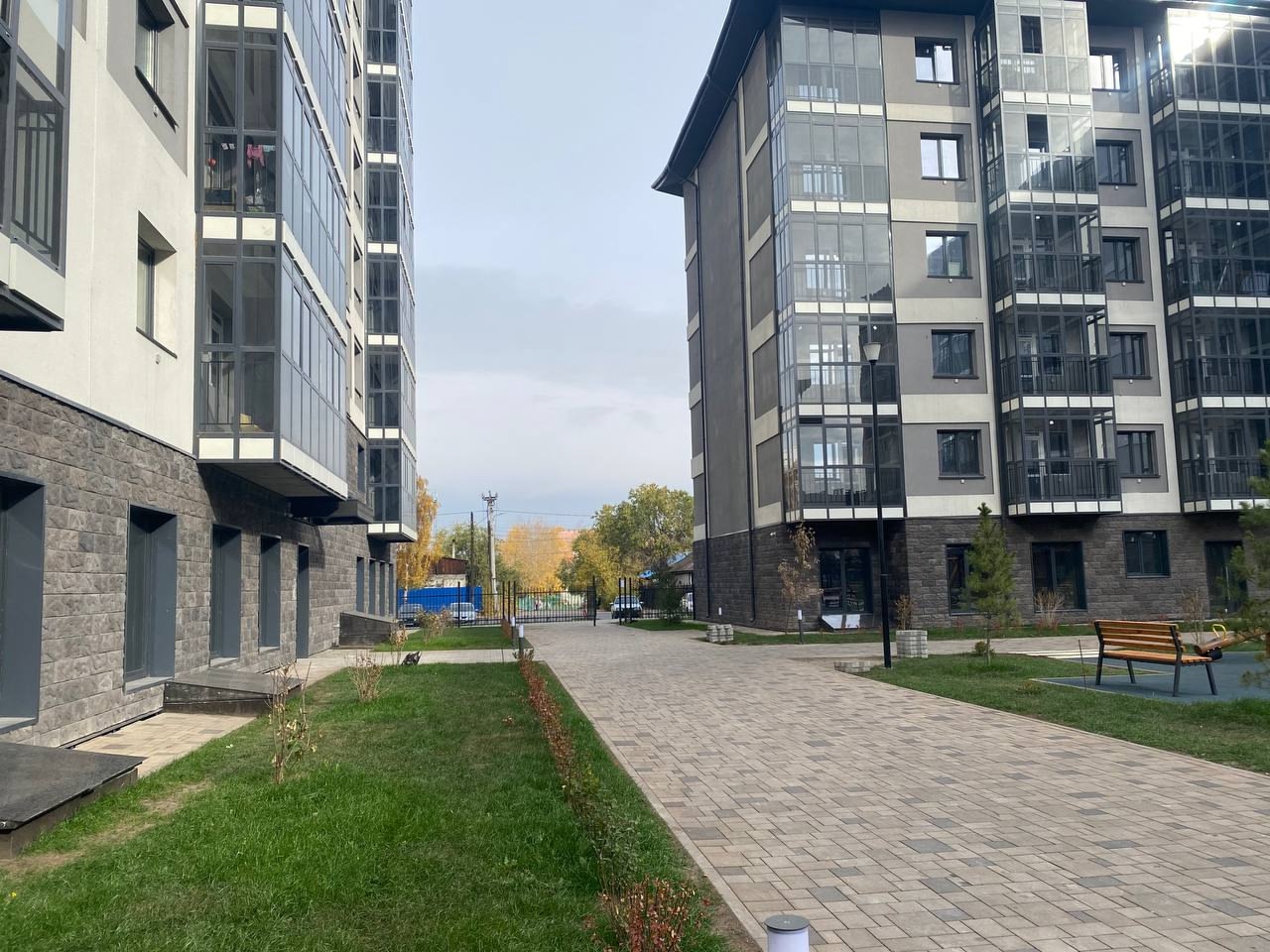 Службой в результате проведенной документарной проверки заявления одной из управляющих компаний, принято решение о включении многоквартирных домов № 75 стр.1,2,3,4 по ул. Кечил-оола, г. Кызыла в реестр управляющей организации ООО УК «Монгун». Службой в результате проведенной документарной проверки заявления одной из управляющих компаний, принято решение о включении многоквартирных домов № 75 стр.1,2,3,4 по ул. Кечил-оола, г. Кызыла в реестр управляющей организации ООО УК «Монгун».