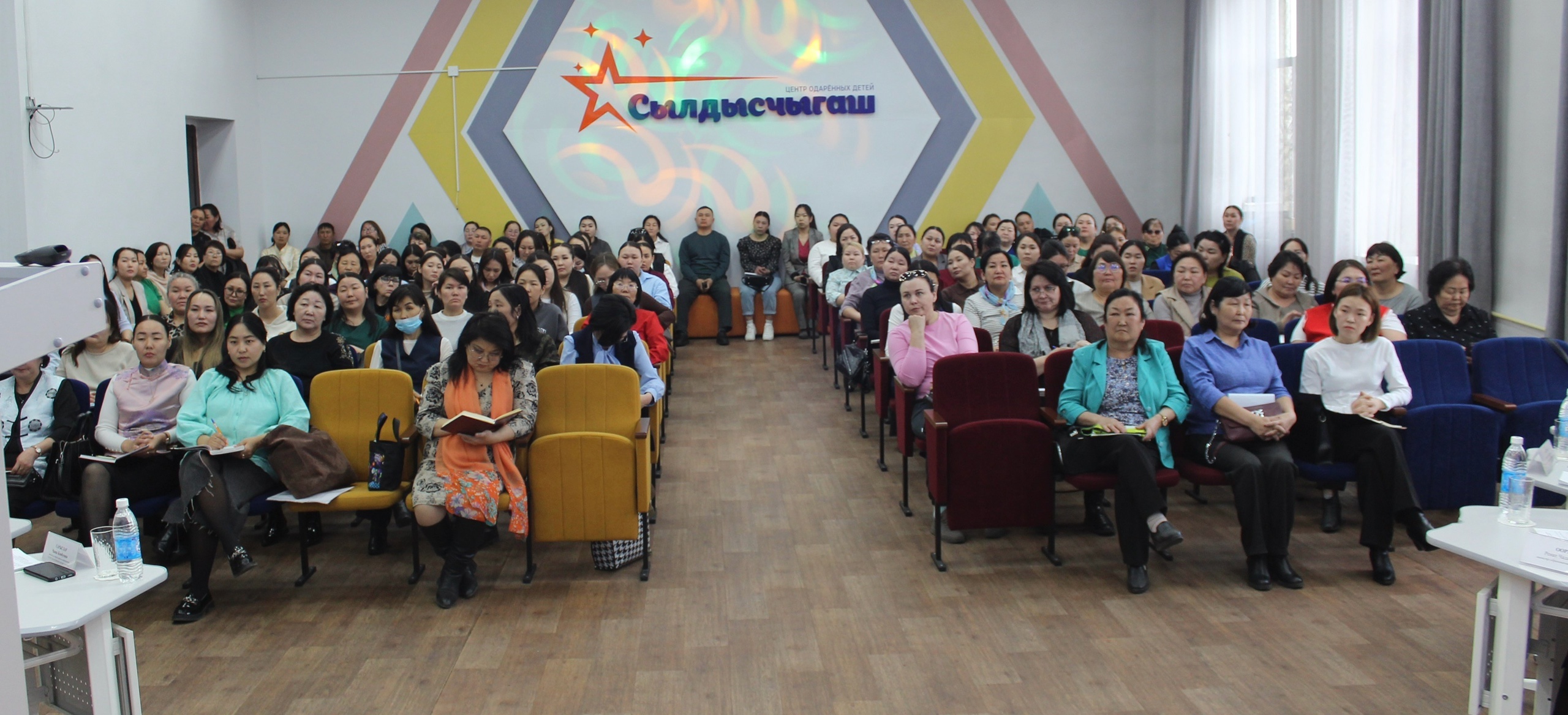 Тува готовится к летнему оздоровительному сезону: новые инициативы и патриотические смены