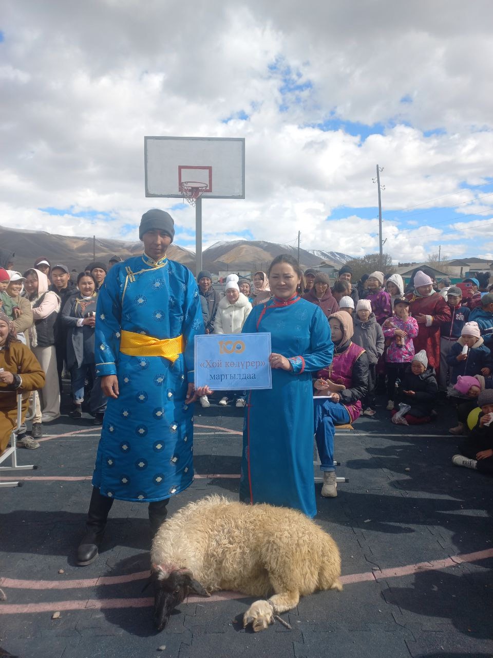 Республиканская игра «Хой кодурери» в честь 100-летнего юбилея сумона Кары! Республиканская игра «Хой кодурери» в честь 100-летнего юбилея сумона Кары!