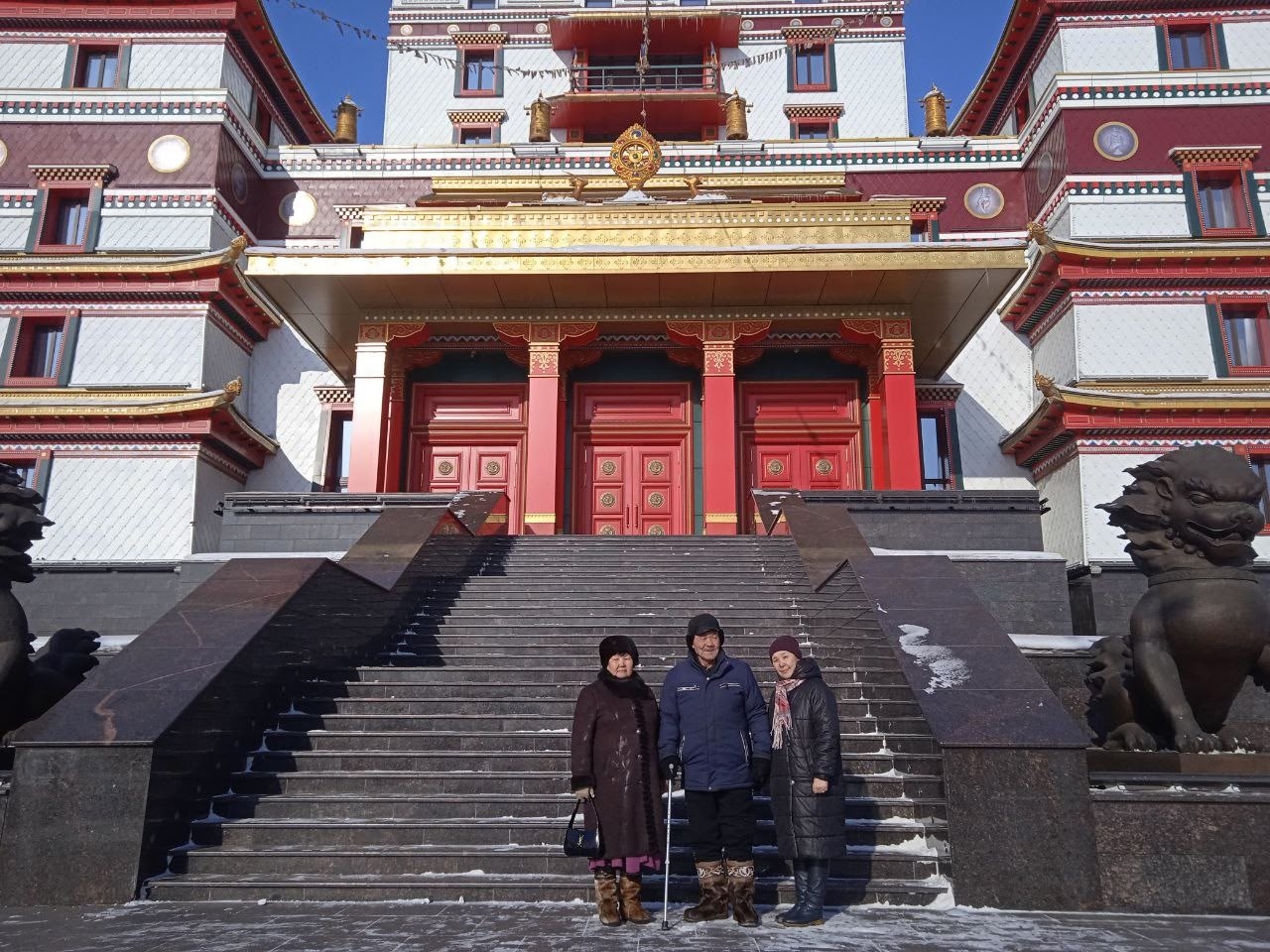 В Туве для семей участников СВО проводят экскурсии в Музее буддизма перед Шагаа