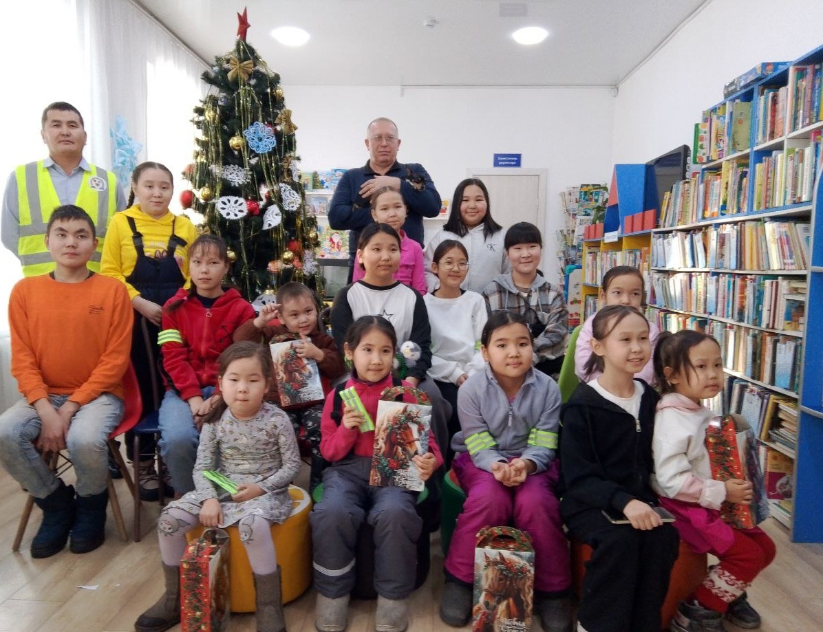 В Туве для школьников прошло мероприятие по безопасностидорожного движения