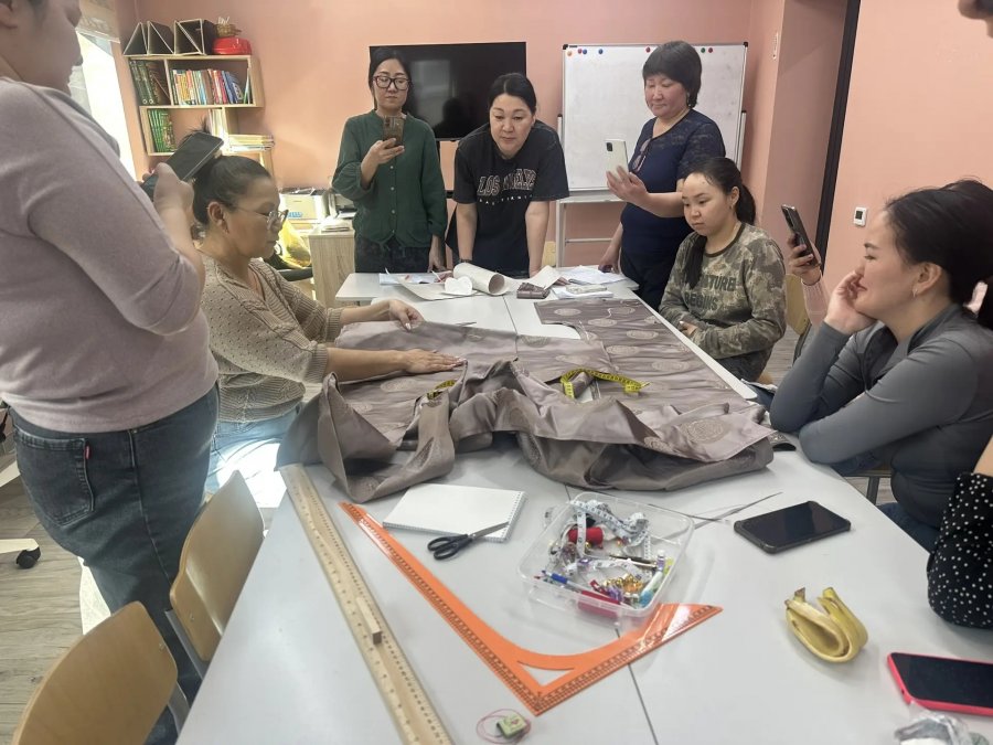 Почти 200 безработных жителей Тувы проходят очередное обучение по востребованным профессиям