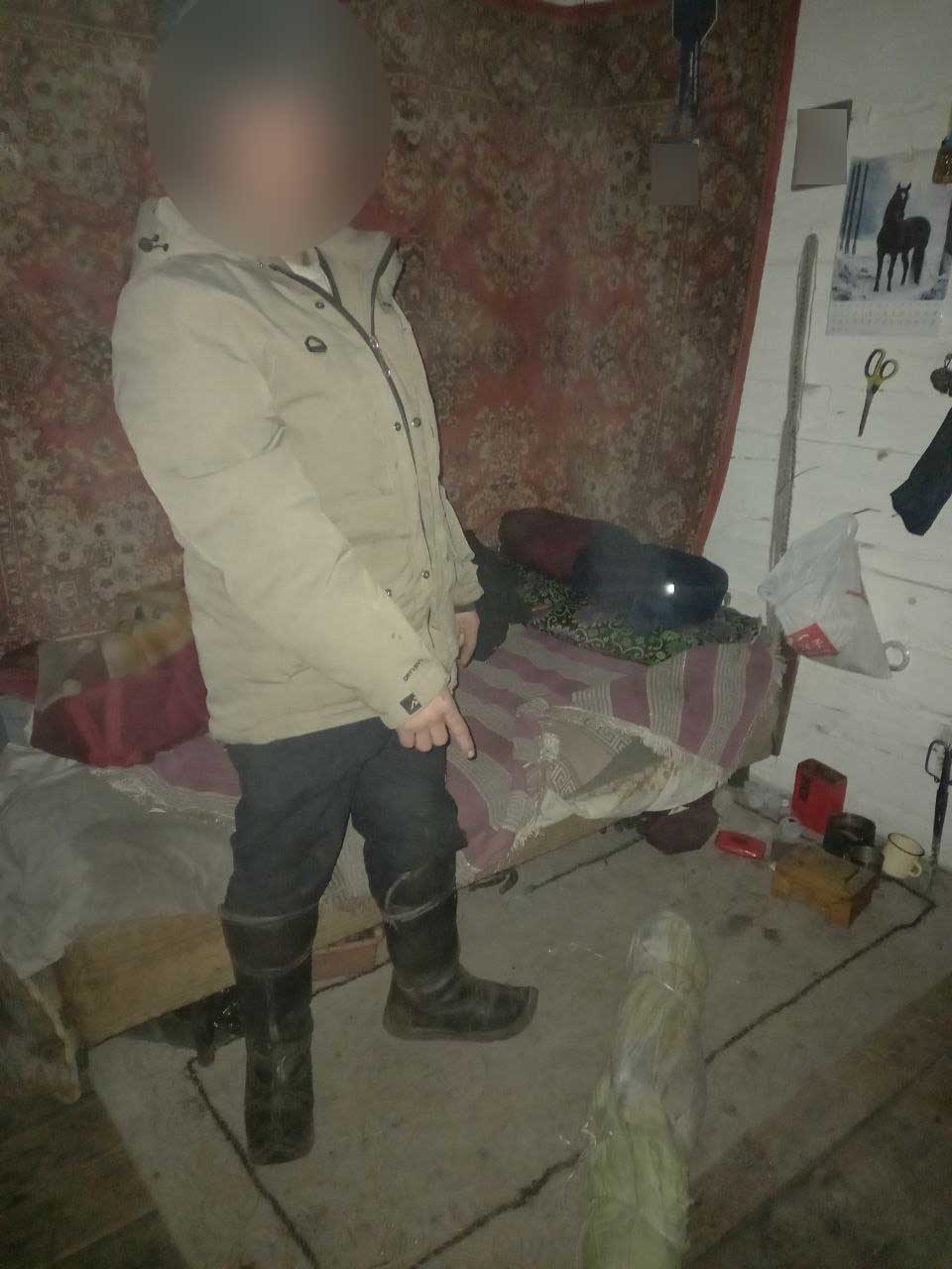 Сотрудники полиции выявили факт незаконного хранения двух единиц огнестрельного оружия