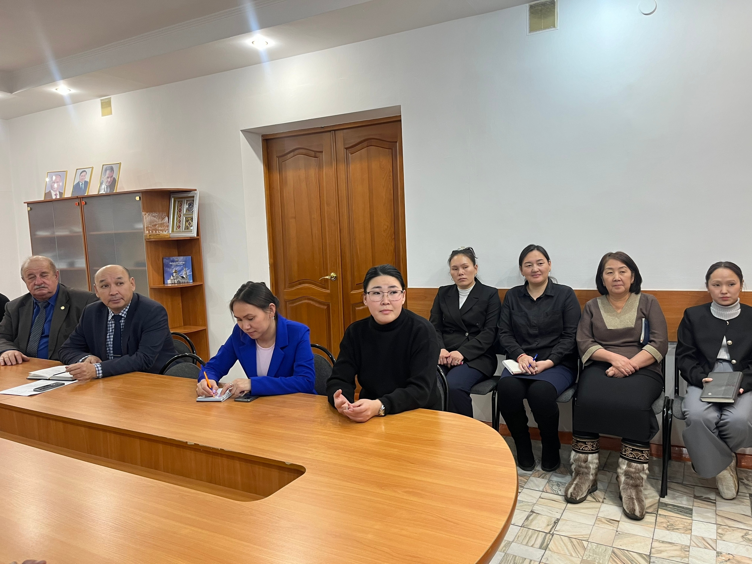 Сегодня состоялась ежегодная «Прямая линия» Главы Тувы Владислава Ховалыга