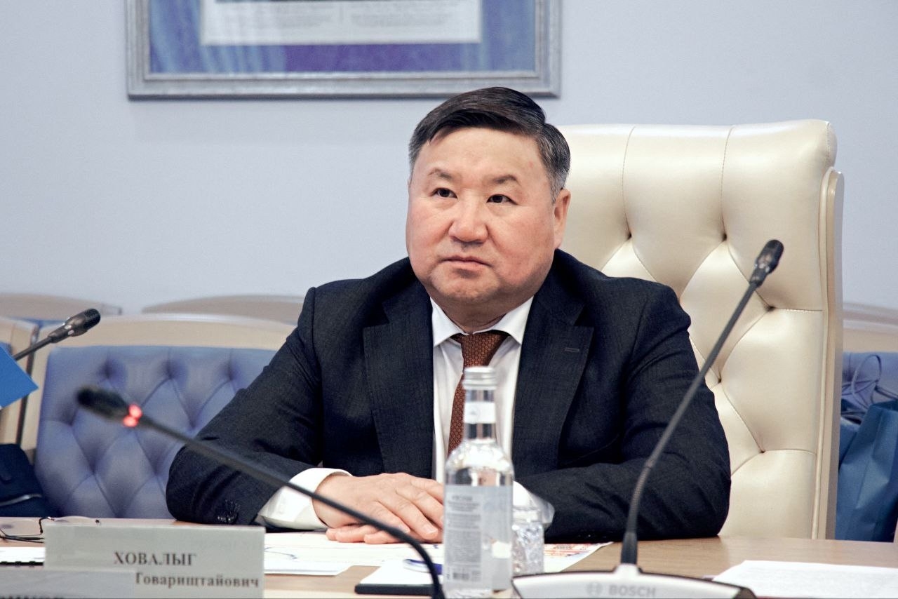 Уважаемый Владислав Товарищтайович