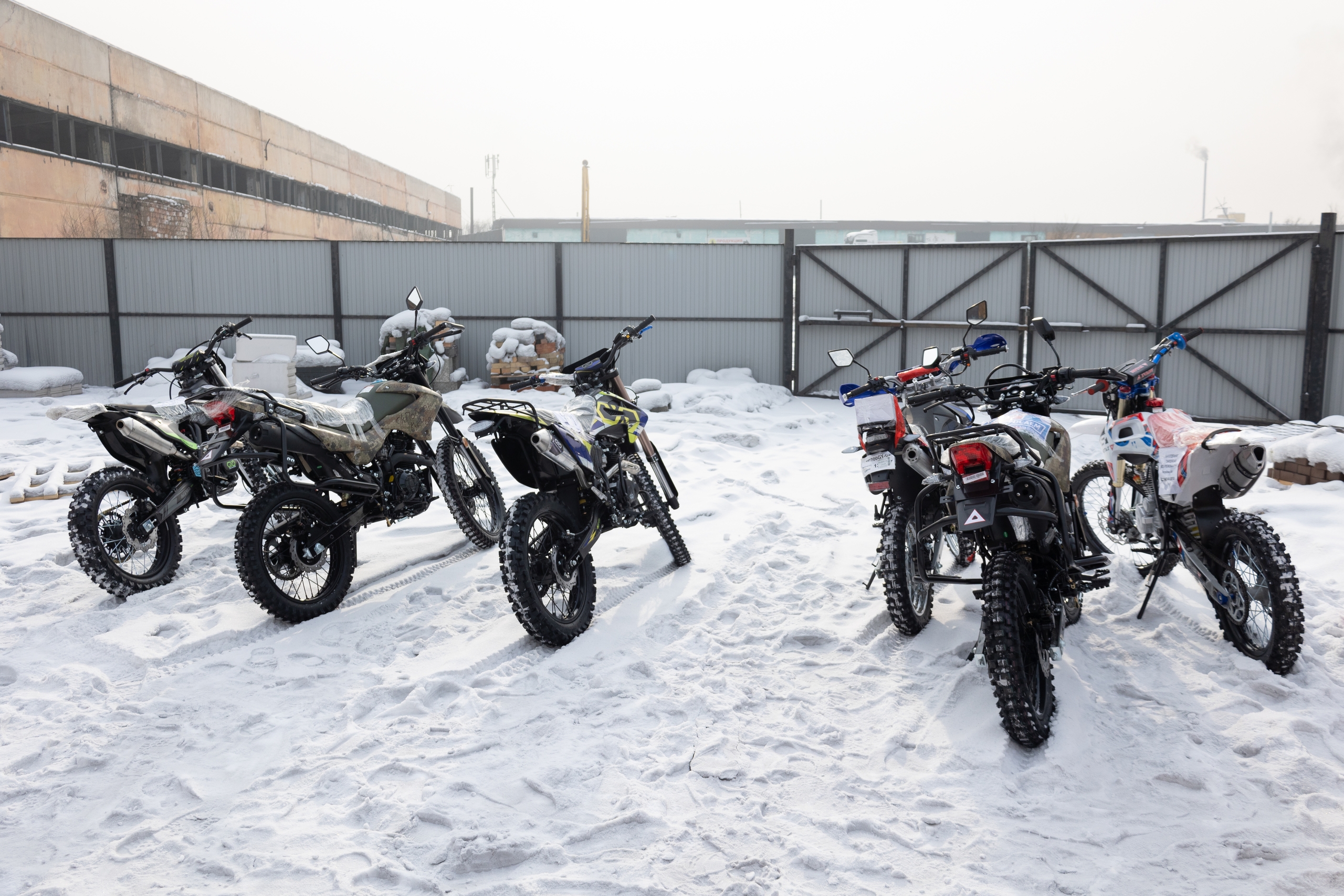 Тува направила 50 тонн гуманитарной помощи бойцам в зону СВО